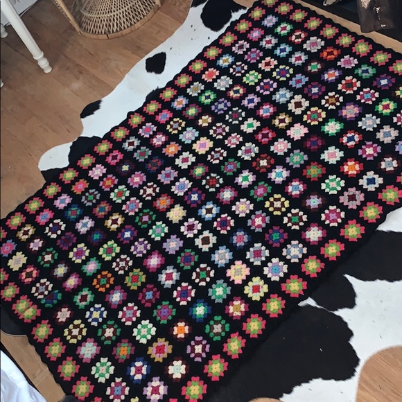 Vintage crochet knit rainbow square blanket - Picture 4 of 6